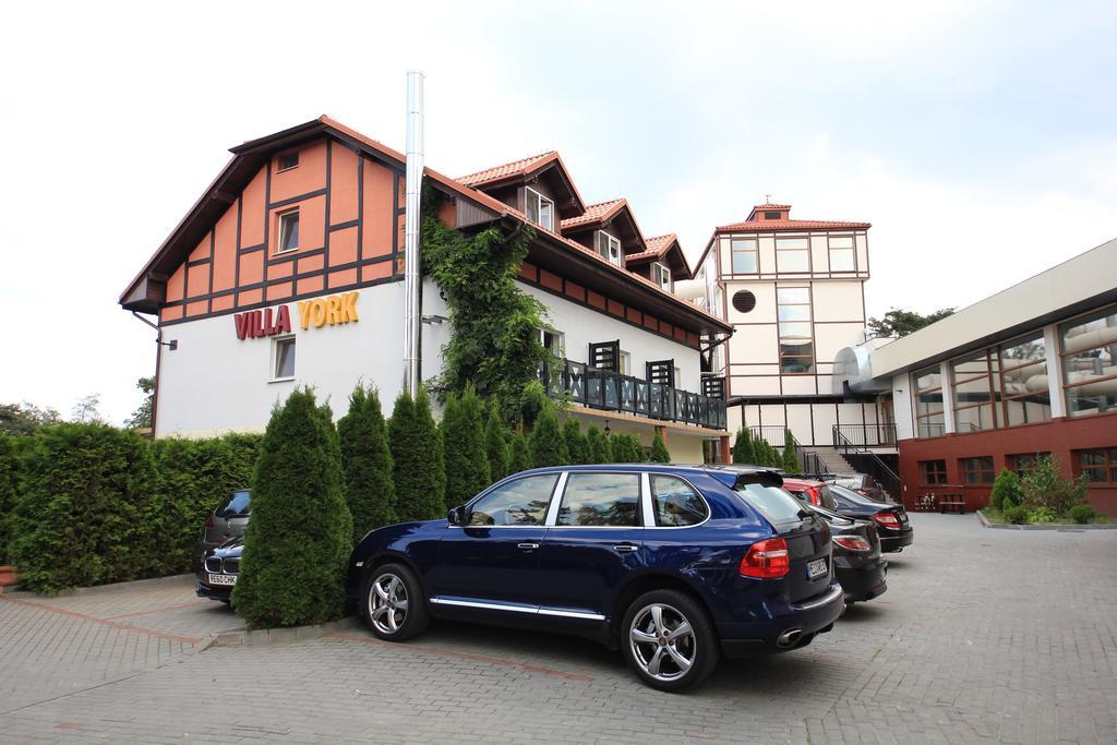 Hotel Continental Krynica Morska Exteriör bild